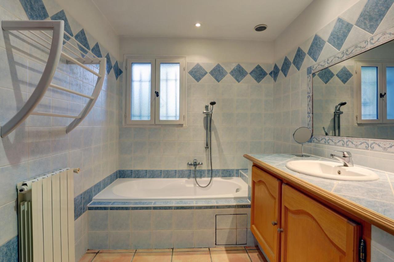Villa De Charme, 8 Pers, Climatisee, Piscine Chauffee, Calme Garanti Roquebrune-sur Argens Dış mekan fotoğraf